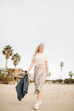 Load image into Gallery viewer, Snake Print Midi Skirt