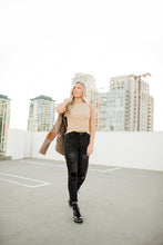 Load image into Gallery viewer, Sleeveless Turtleneck Top