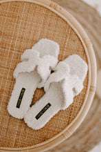 Load image into Gallery viewer, The Slipper Sandal