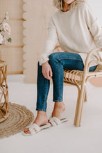 Load image into Gallery viewer, The Slipper Sandal