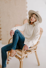 Load image into Gallery viewer, The Slipper Sandal