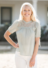 Load image into Gallery viewer, Lace Puff Sleeve Blouse