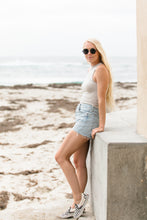 Load image into Gallery viewer, Retro Round Sunglasses