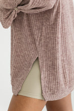 Load image into Gallery viewer, Oversized Ribbed Henley Top