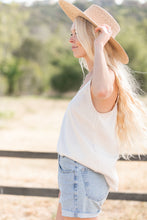 Load image into Gallery viewer, Pop of Lace Cami