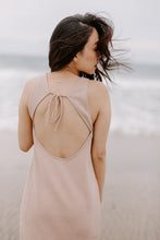 Load image into Gallery viewer, The Saylor Midi Dress
