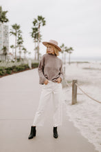 Load image into Gallery viewer, Black Chunky Heel Booties
