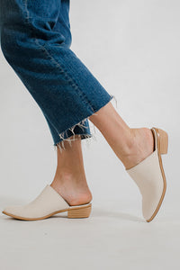 Going Somewhere Snakeprint Mule