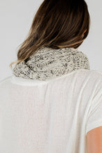 Load image into Gallery viewer, Big Bear Infinity Scarf
