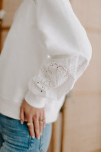 Load image into Gallery viewer, Vivi Sweatshirt
