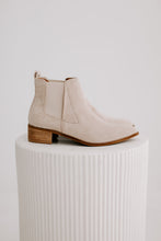 Load image into Gallery viewer, Taking Chances Chelsea Boots
