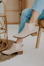 Load image into Gallery viewer, Taking Chances Chelsea Boots
