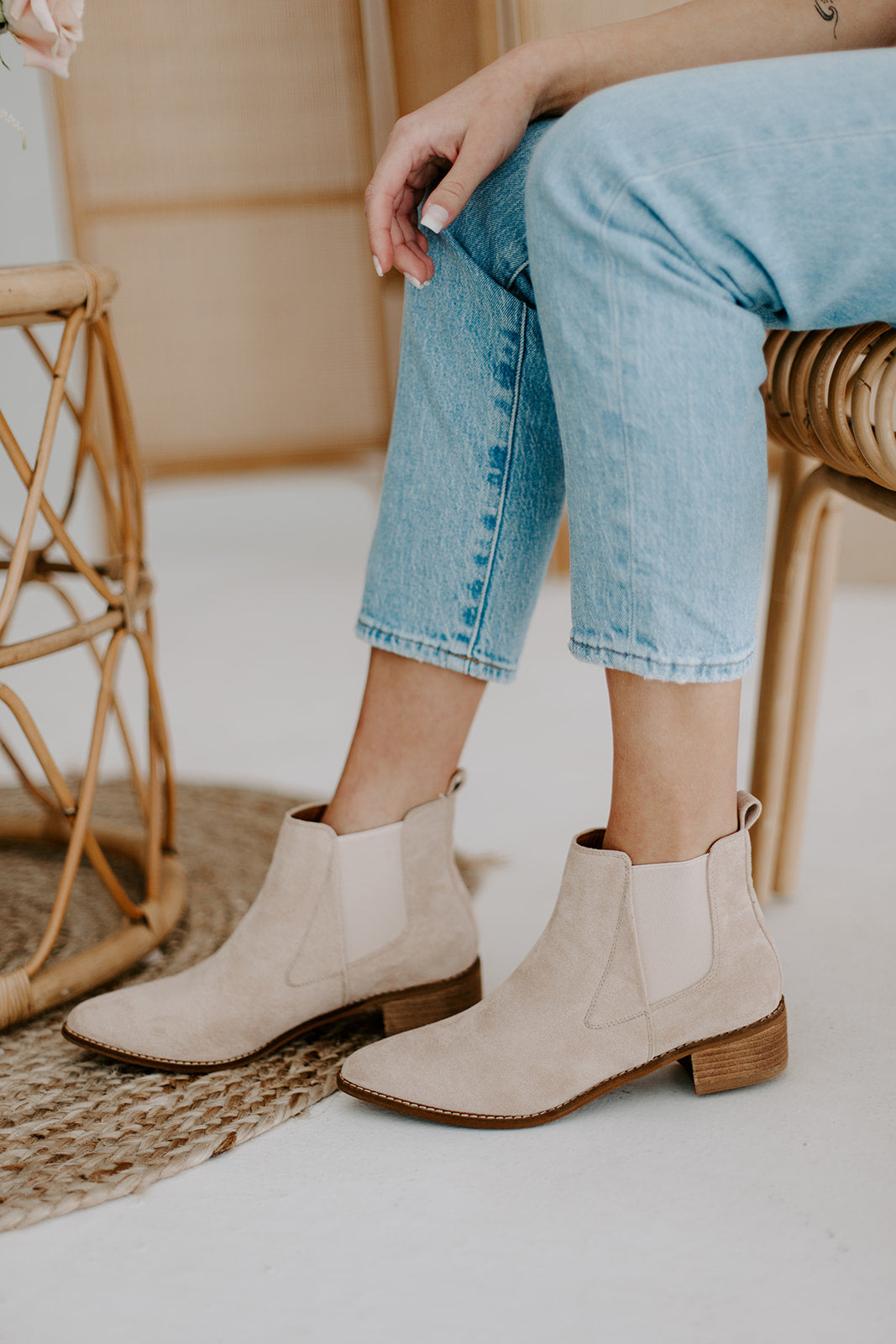 Taxi addison chelsea boot deals