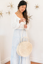Load image into Gallery viewer, Picnics in the Sand Round Ivory Purse
