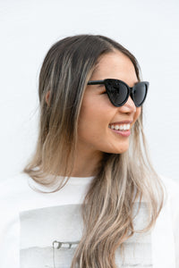 Cat Eye Sunglasses in Black