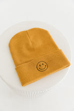 Load image into Gallery viewer, Smiley Beanie
